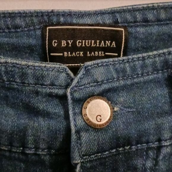 NEW G by Giuliana Black Label Echochic Rhinestone‎ Straight Leg Jean, Size 6 - Picture 10 of 14